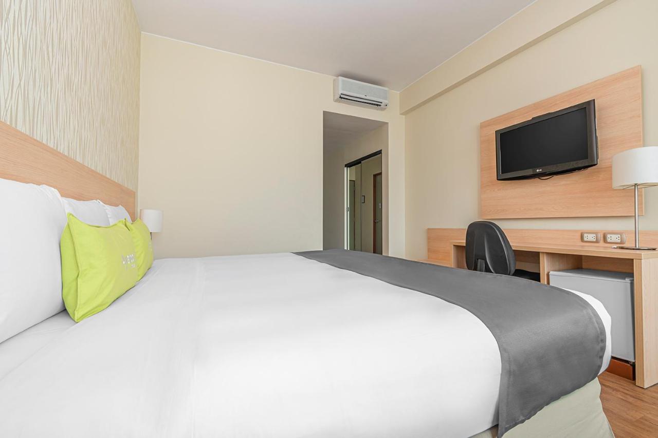 Del Prado Hotel Lima Extérieur photo