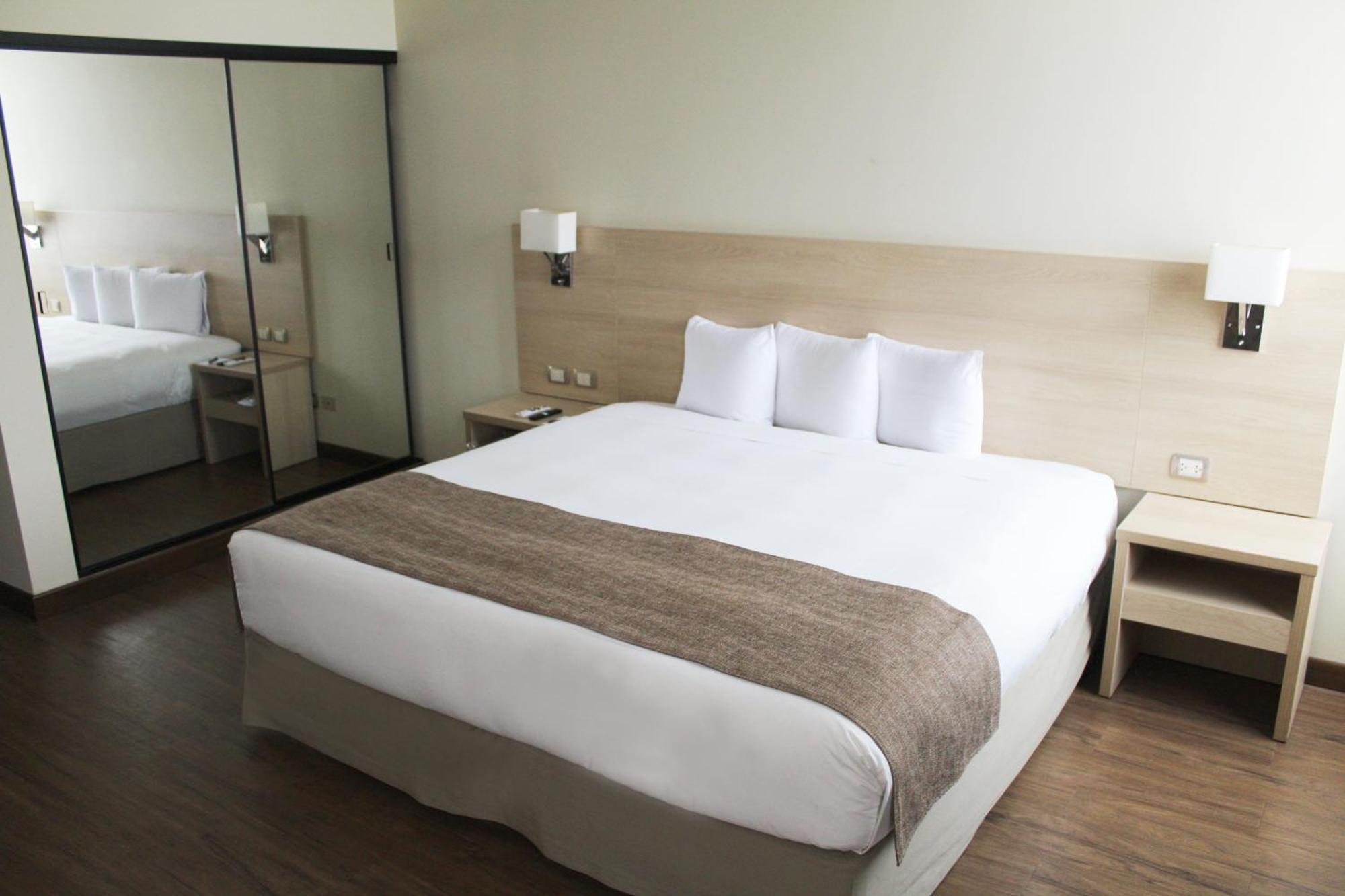 Del Prado Hotel Lima Extérieur photo